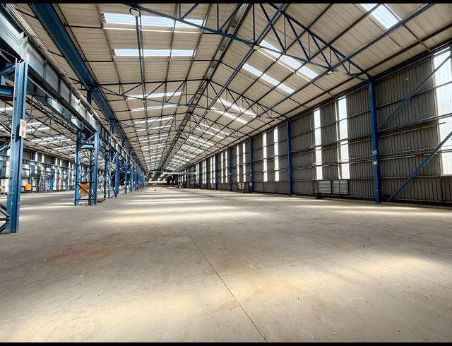 13,251M² WAREHOUSE TO LET IN WADEVILLE